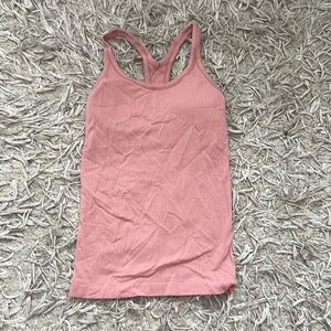 lululemon tank top!
